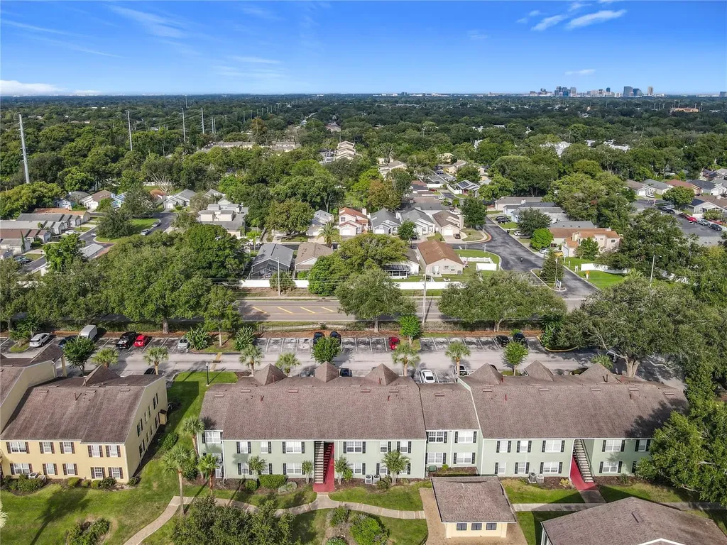 2065 Dixie Belle Drive Orlando FL 32812