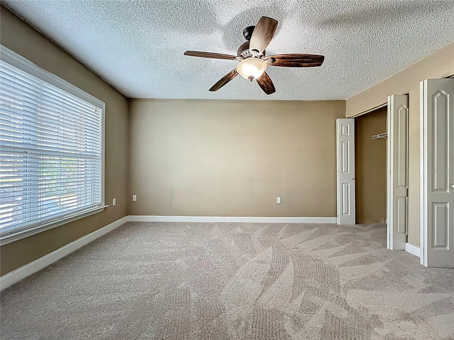 2065 Dixie Belle Drive Orlando FL 32812