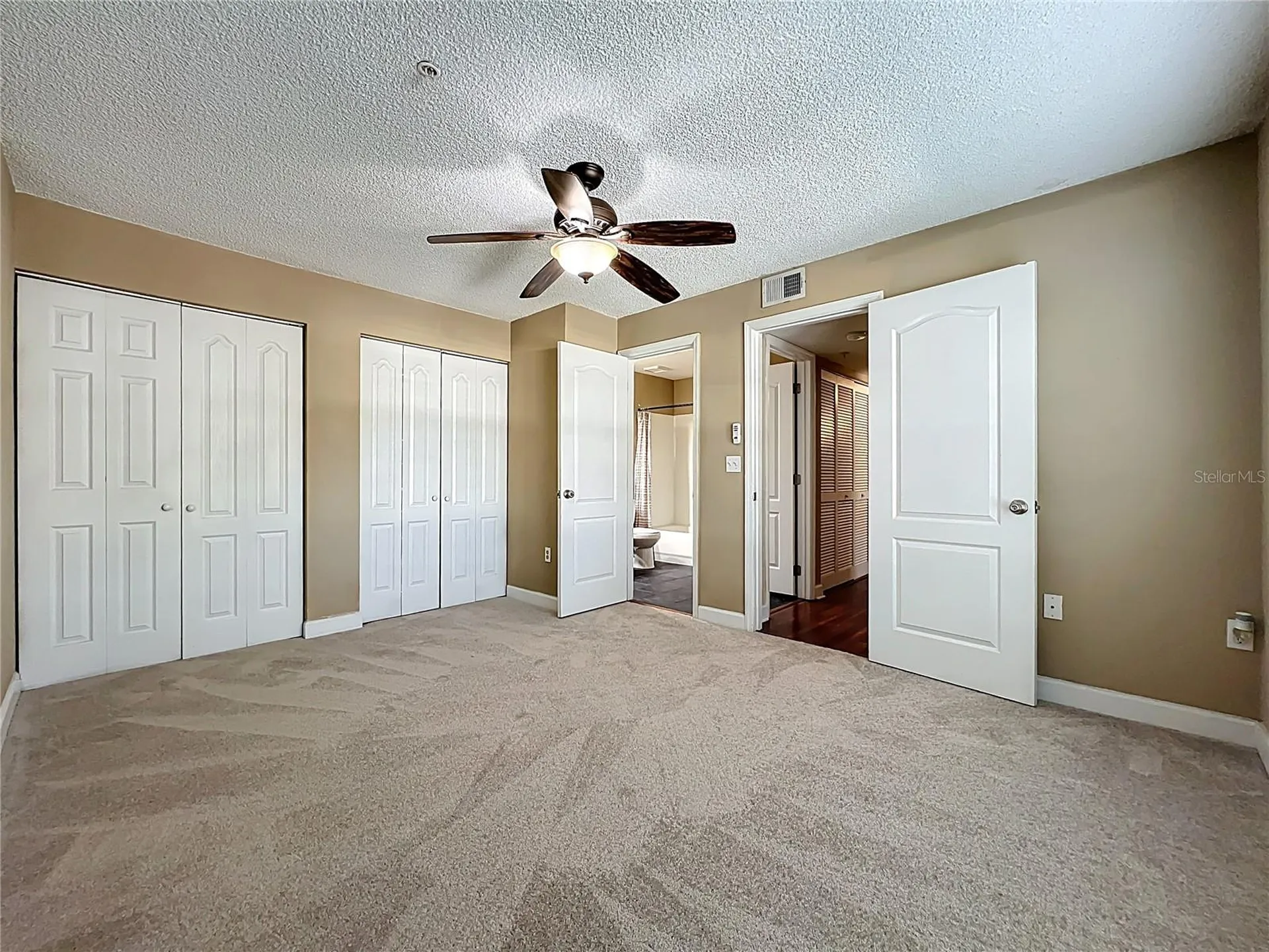 2065 Dixie Belle Drive Orlando FL 32812