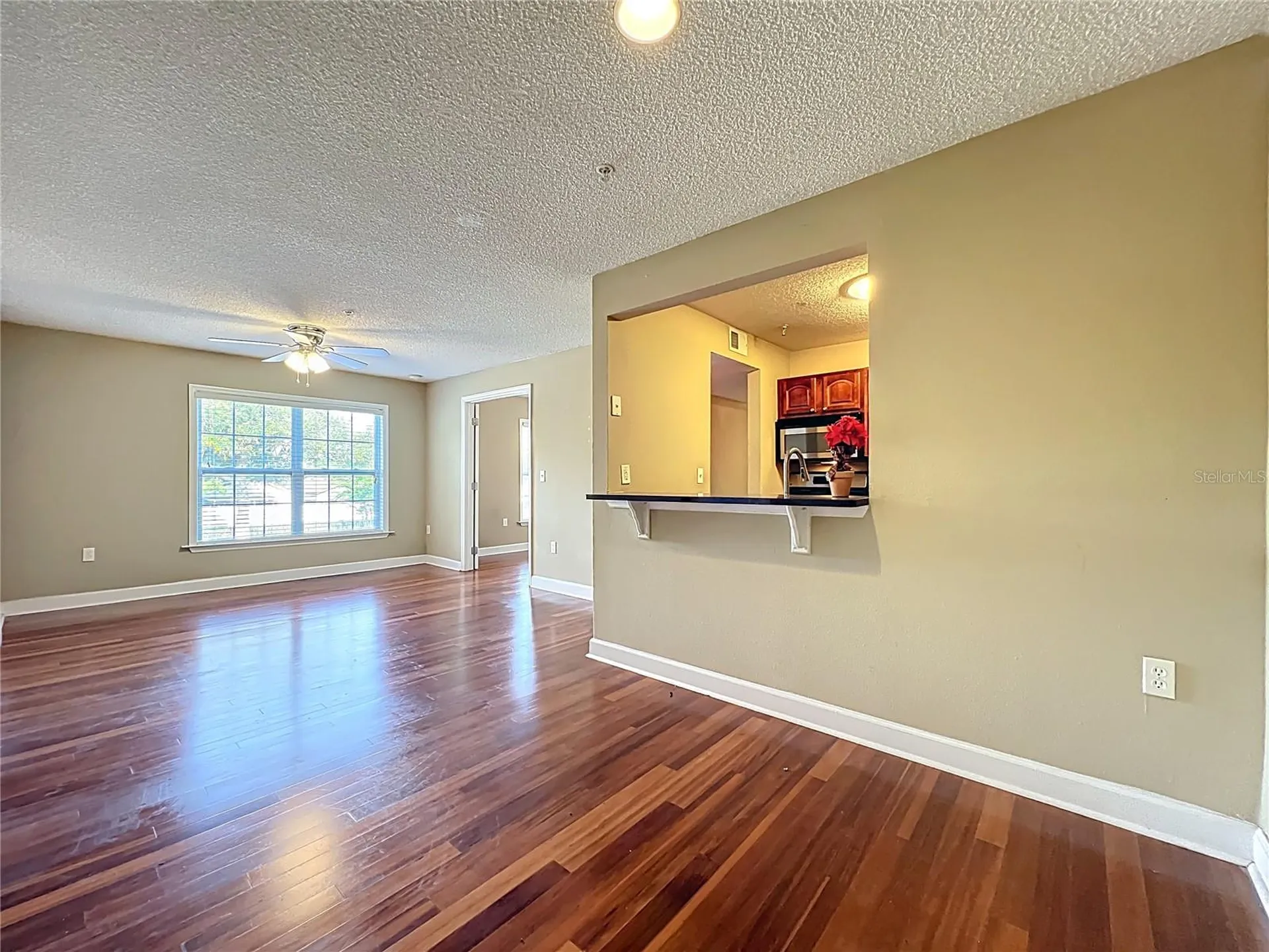 2065 Dixie Belle Drive Orlando FL 32812