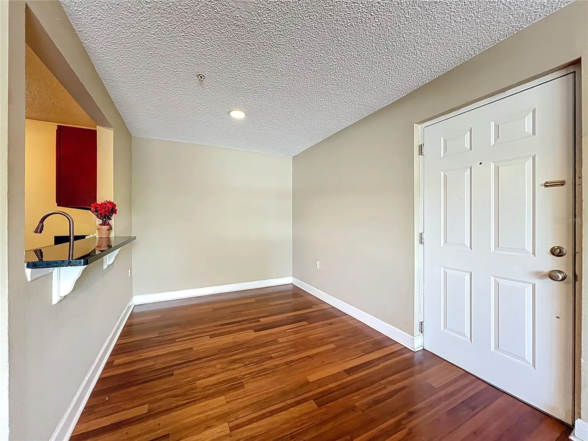 2065 Dixie Belle Drive Orlando FL 32812