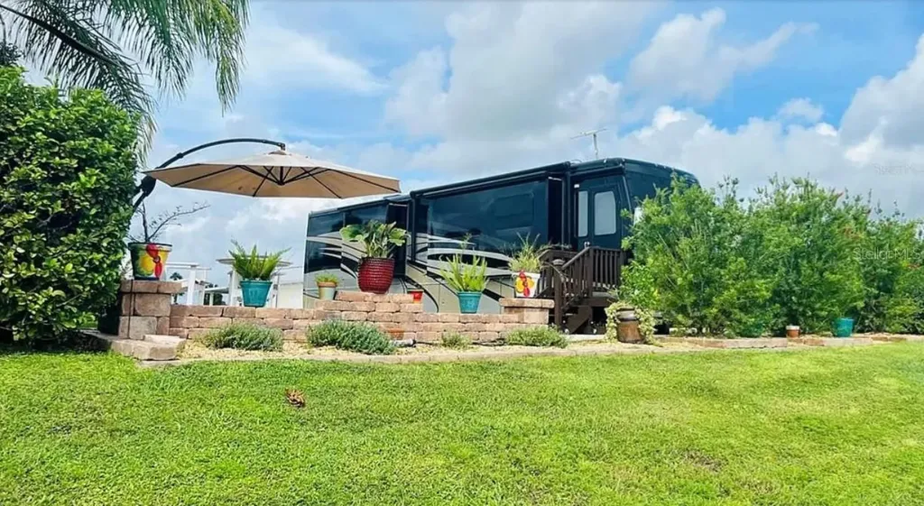 9531 SE 47th Way Webster FL 33597