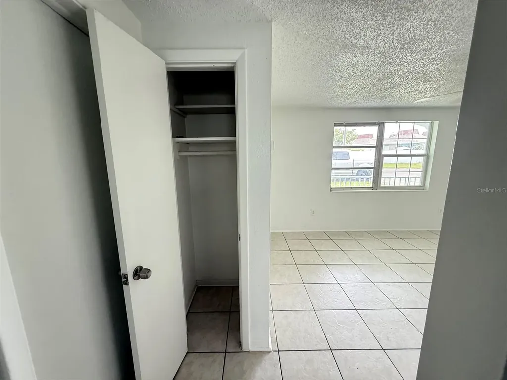 4233 Darlington Road Holiday FL 34691