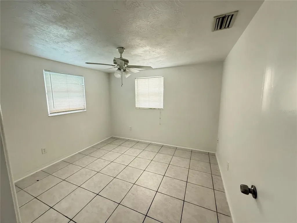 4233 Darlington Road Holiday FL 34691
