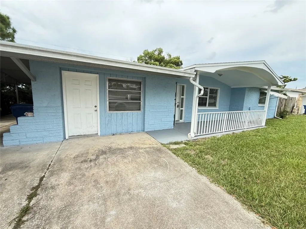 4233 Darlington Road Holiday FL 34691