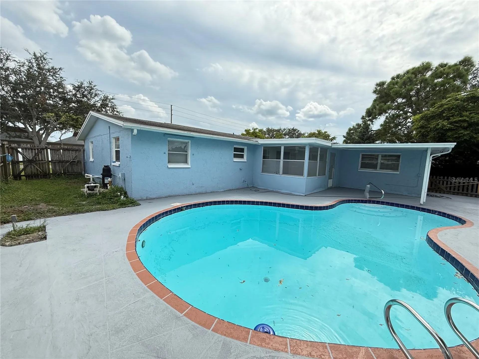 4233 Darlington Road Holiday FL 34691