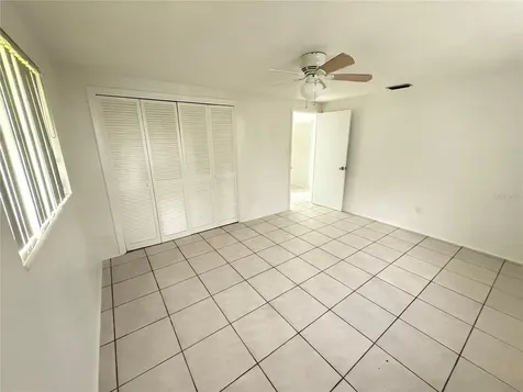 4233 Darlington Road Holiday FL 34691