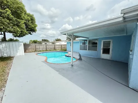 4233 Darlington Road Holiday FL 34691