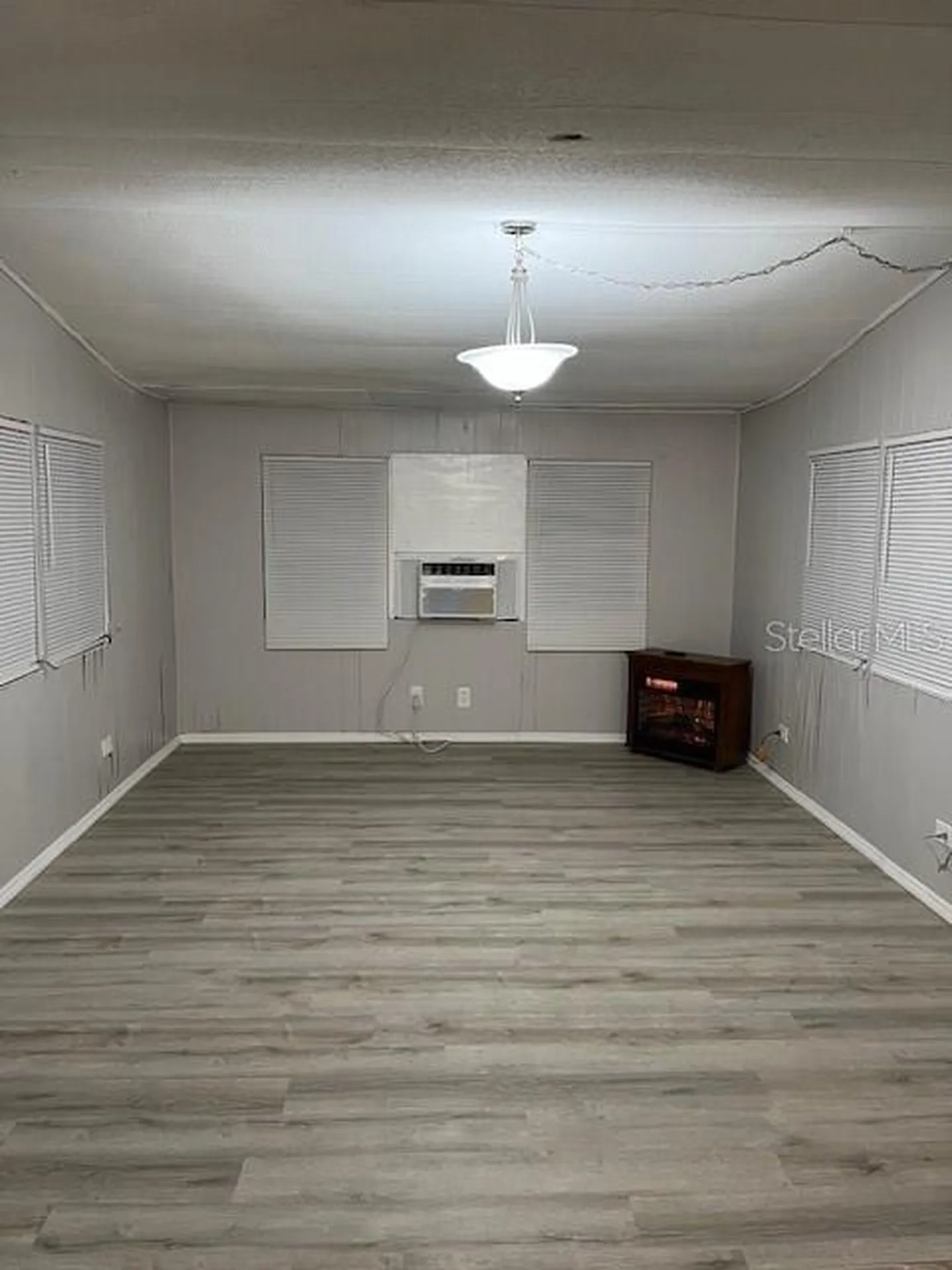335 N County Road 315 Interlachen FL 32148