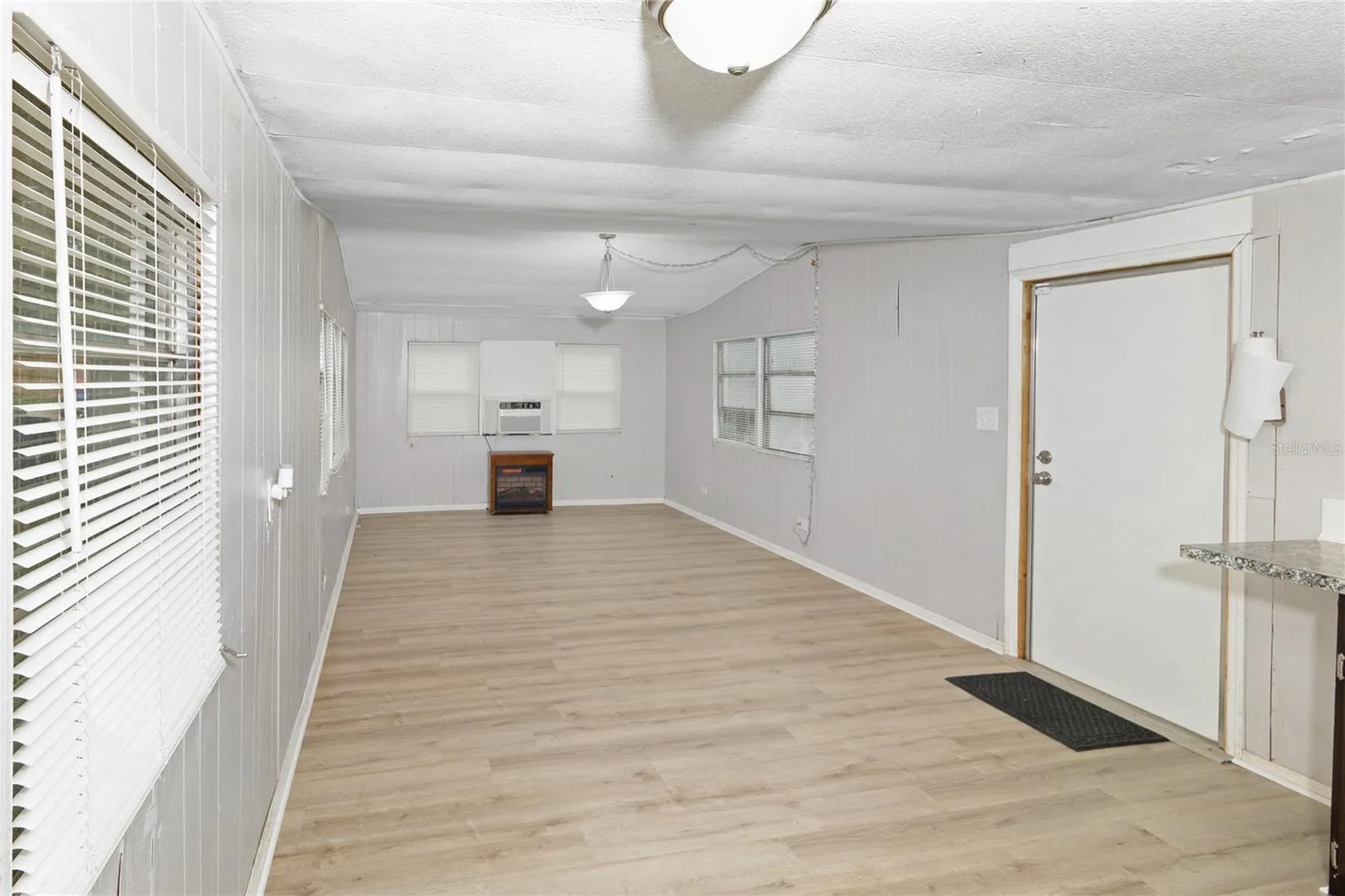 335 N County Road 315 Interlachen FL 32148