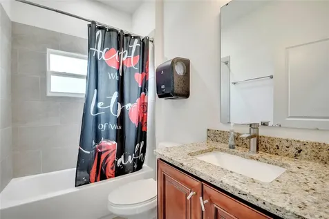 228 Amesbury Lane Kissimmee FL 34758