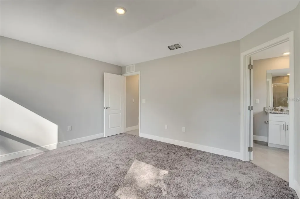1079 Dudley Drive Kissimmee FL 34758