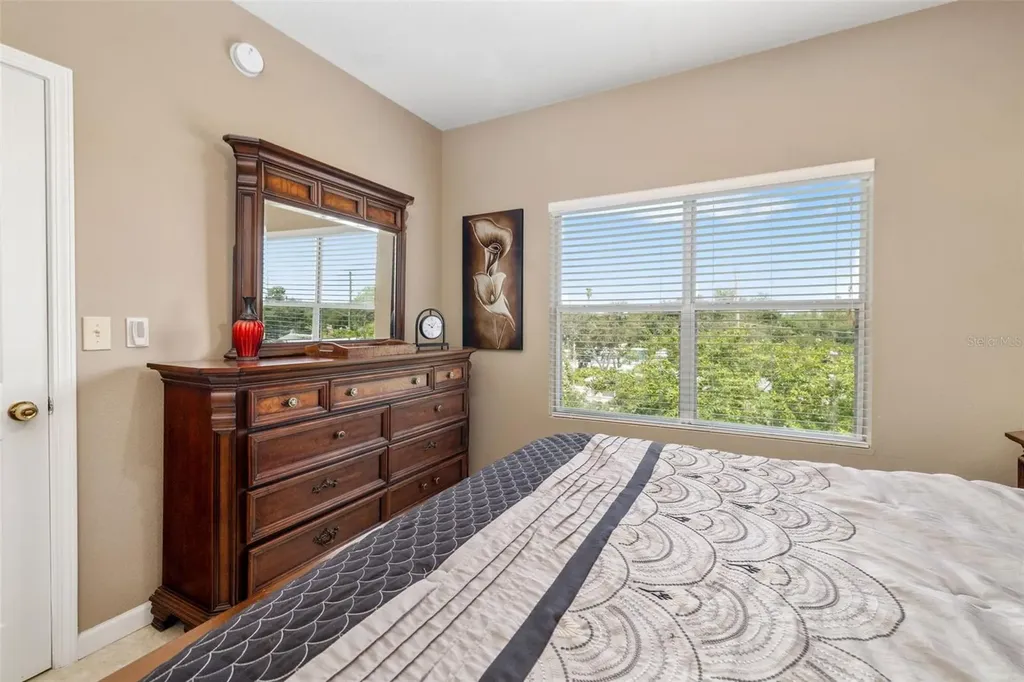 10764 70th Avenue Seminole FL 33772