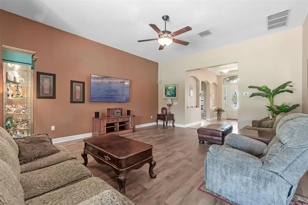 1460 Prairie Oaks Drive St Cloud FL 34771