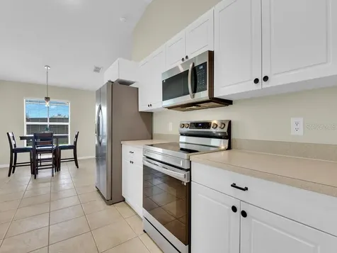 518 NW 11th Terrace Cape Coral FL 33993