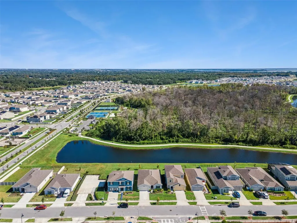 2011 Myrtle Pine Street Kissimmee FL 34746