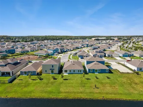 2011 Myrtle Pine Street Kissimmee FL 34746
