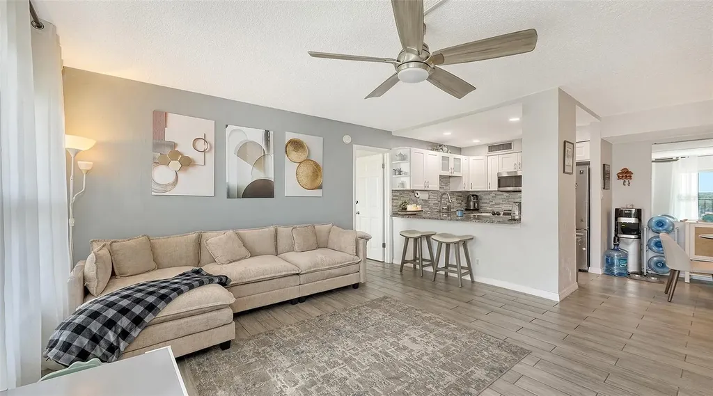 2901 26th Street W Bradenton FL 34205