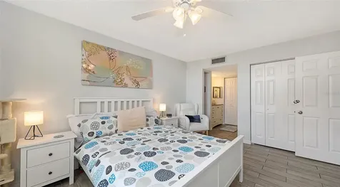 2901 26th Street W Bradenton FL 34205