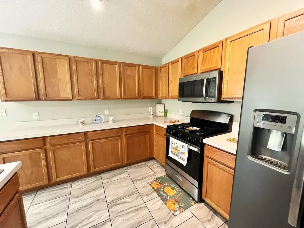 246 Queen Mary Drive Davenport FL 33837