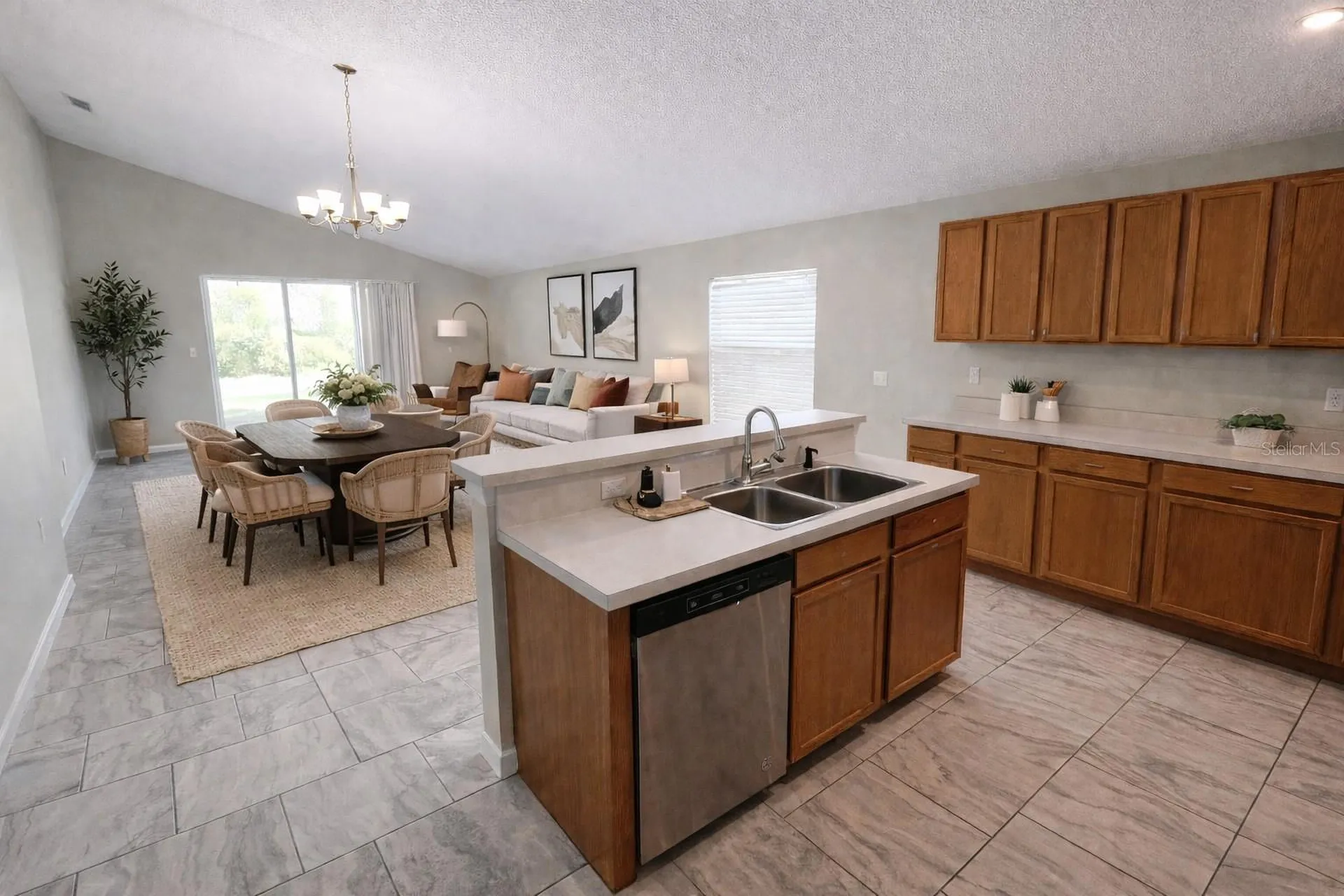 246 Queen Mary Drive Davenport FL 33837