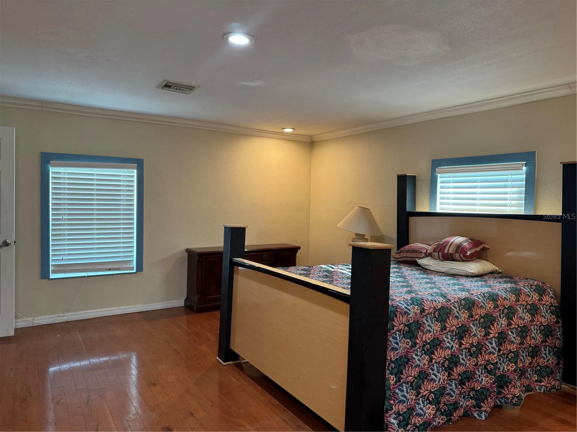 8 E Summit Street Apopka FL 32712