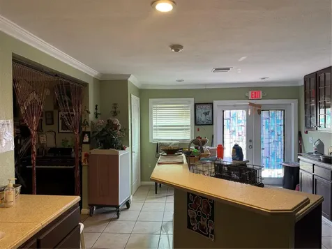 8 E Summit Street Apopka FL 32712