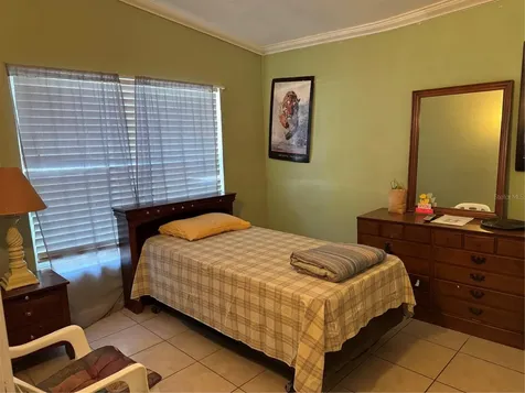 8 E Summit Street Apopka FL 32712