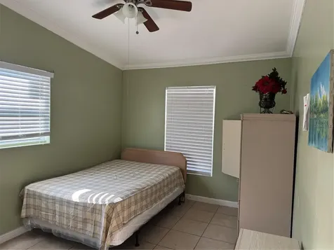 8 E Summit Street Apopka FL 32712