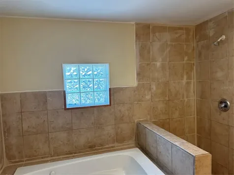 8 E Summit Street Apopka FL 32712