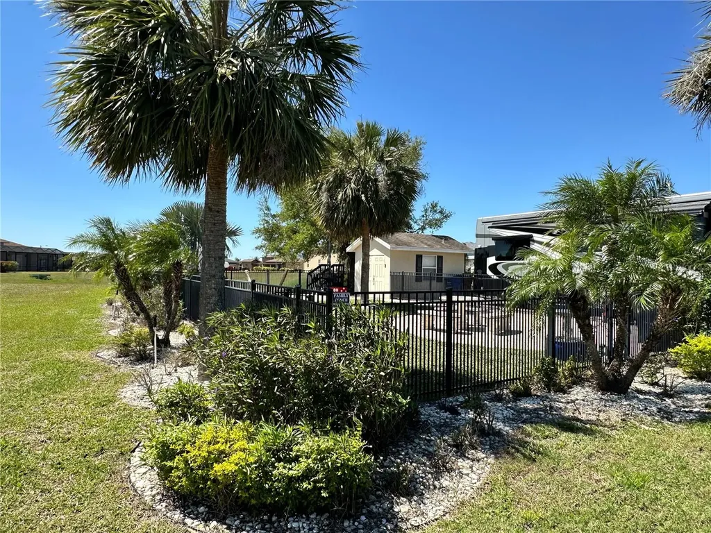 728 Teaberry Trail Polk City FL 33868