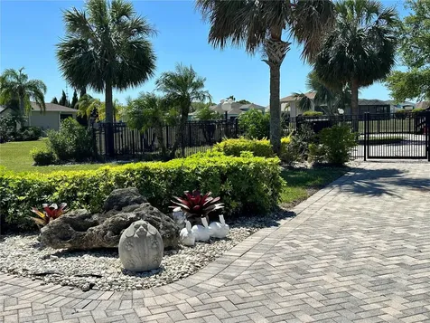 728 Teaberry Trail Polk City FL 33868