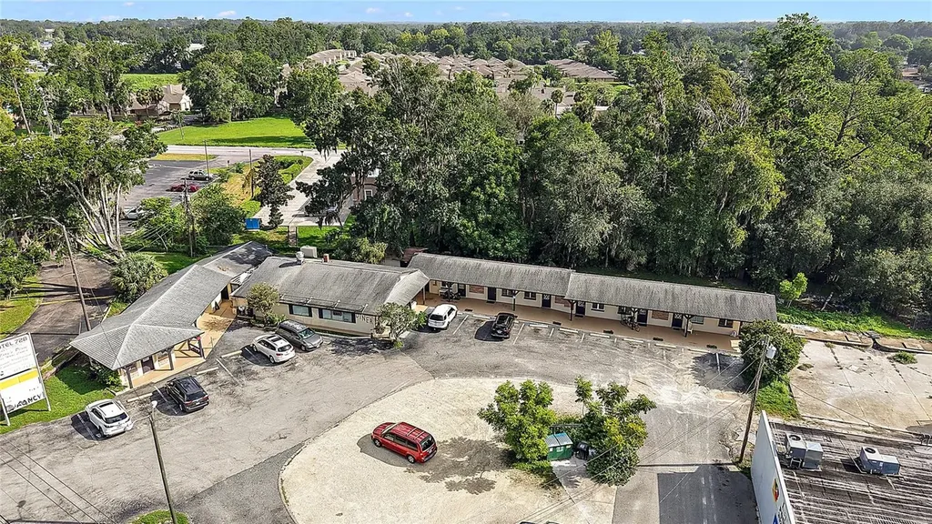 5035 SE Abshier Boulevard Belleview FL 34420