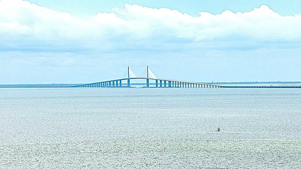 7430 Sunshine Skyway Lane S St Petersburg FL 33711