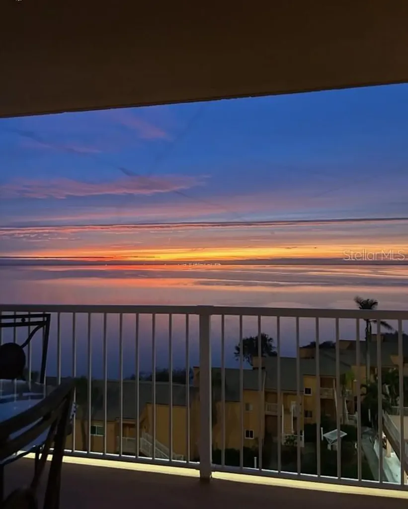 7430 Sunshine Skyway Lane S St Petersburg FL 33711
