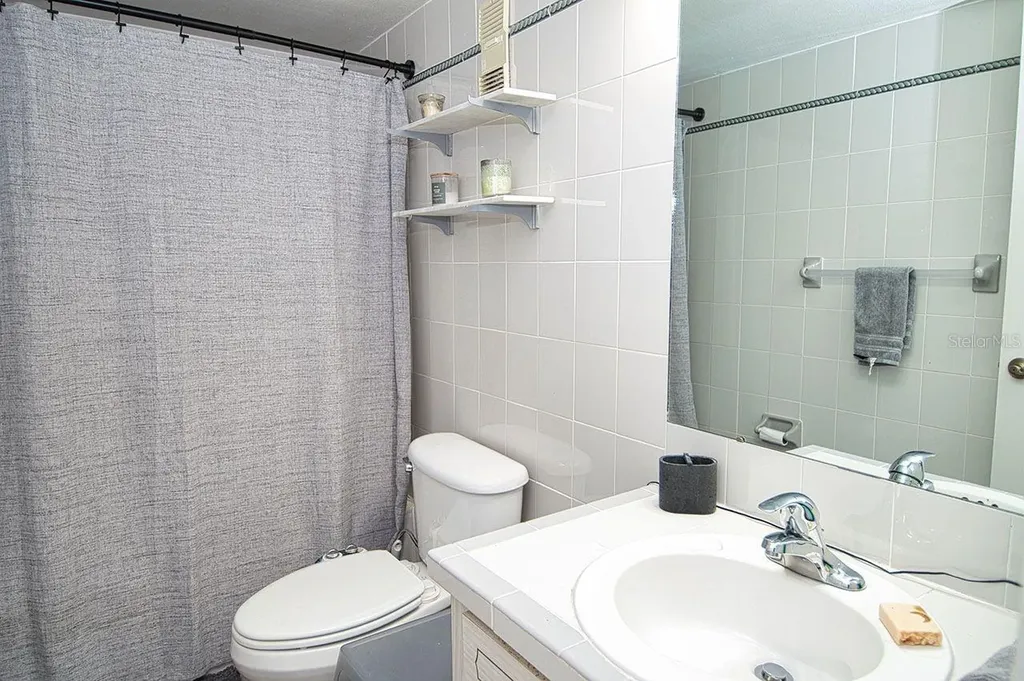 7430 Sunshine Skyway Lane S St Petersburg FL 33711