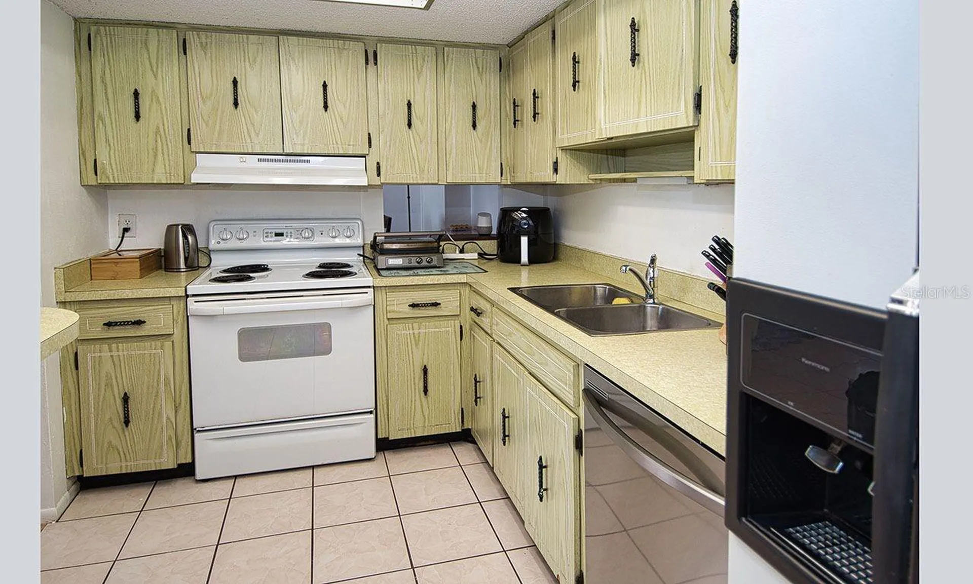 7430 Sunshine Skyway Lane S St Petersburg FL 33711
