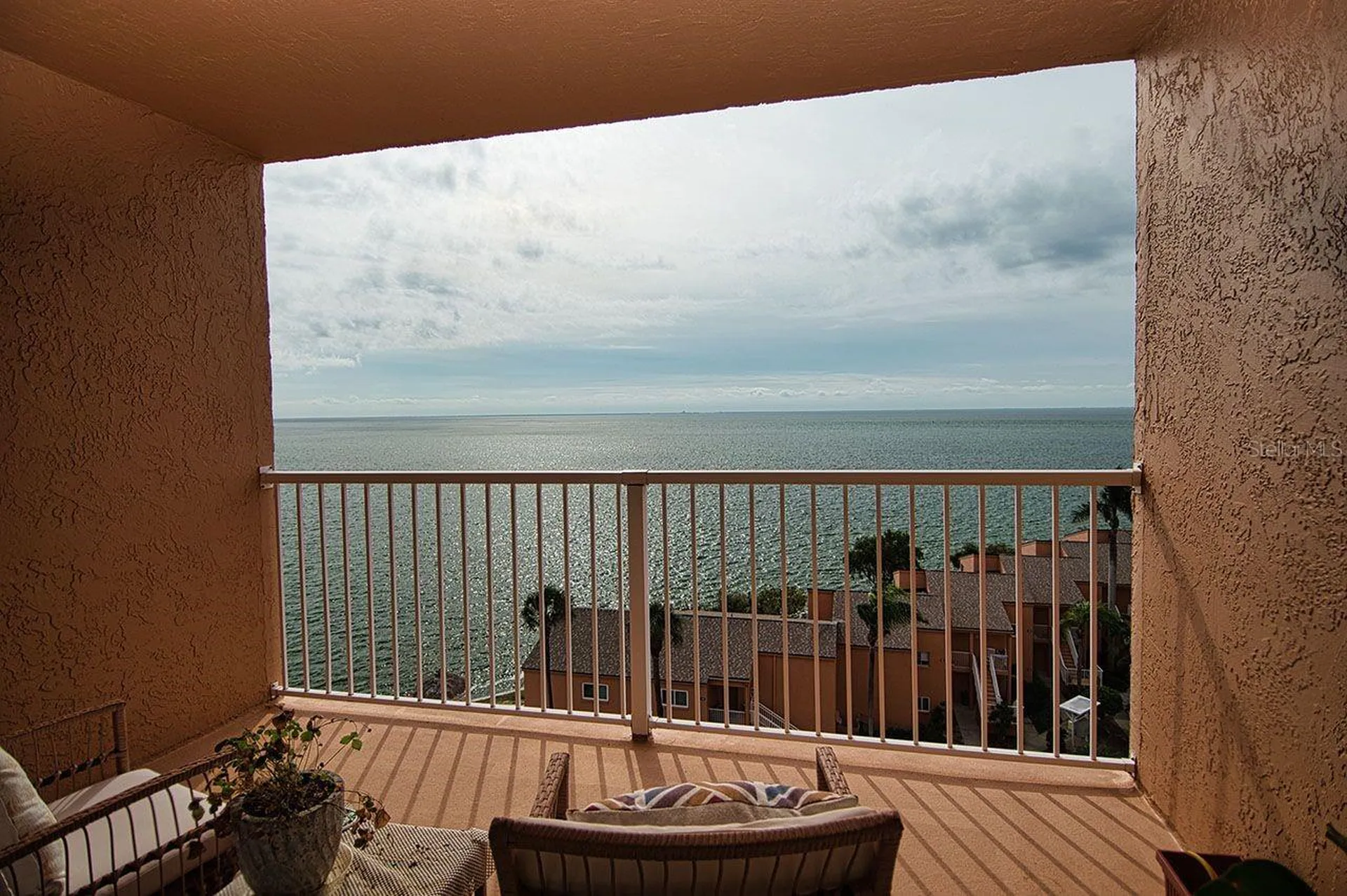 7430 Sunshine Skyway Lane S St Petersburg FL 33711