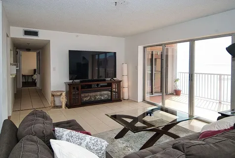 7430 Sunshine Skyway Lane S St Petersburg FL 33711