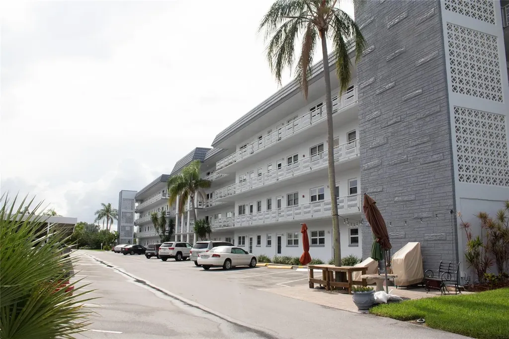 3128 59th Street S Gulfport FL 33707