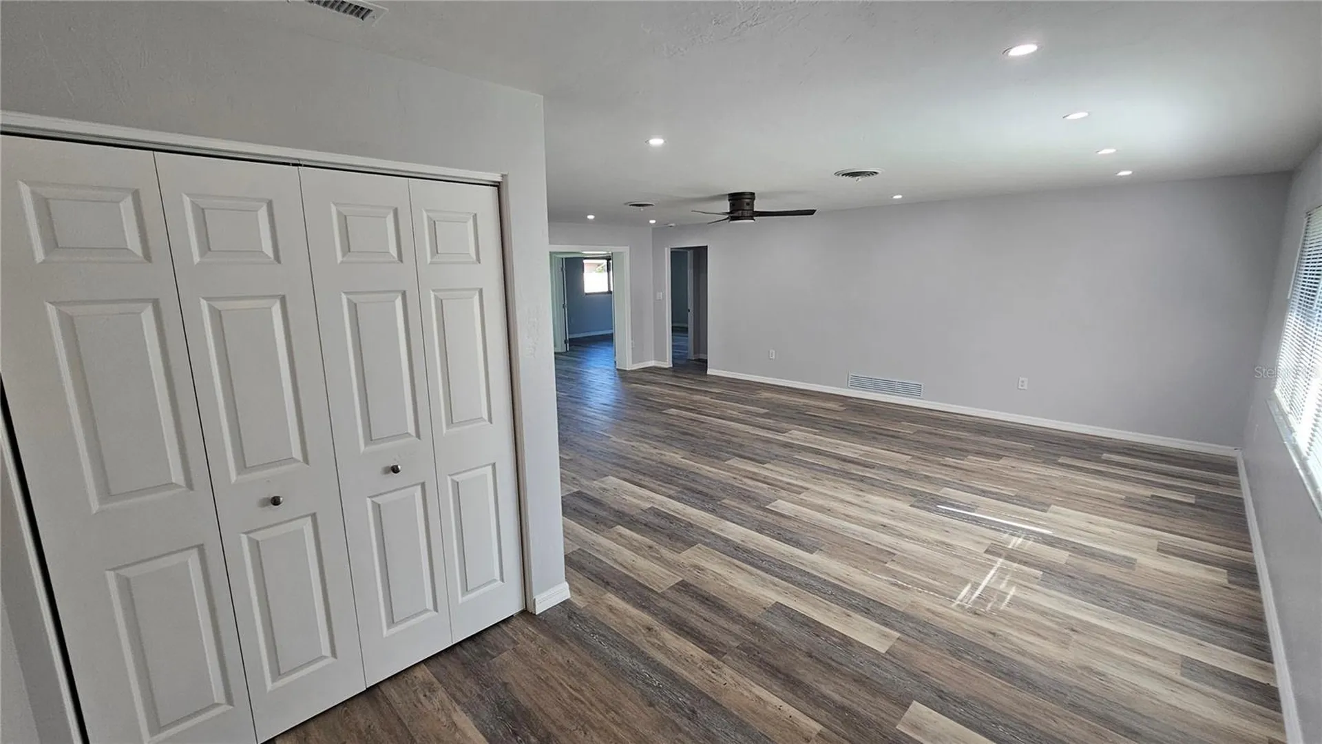 3317 Pine Valley Drive Sarasota FL 34239