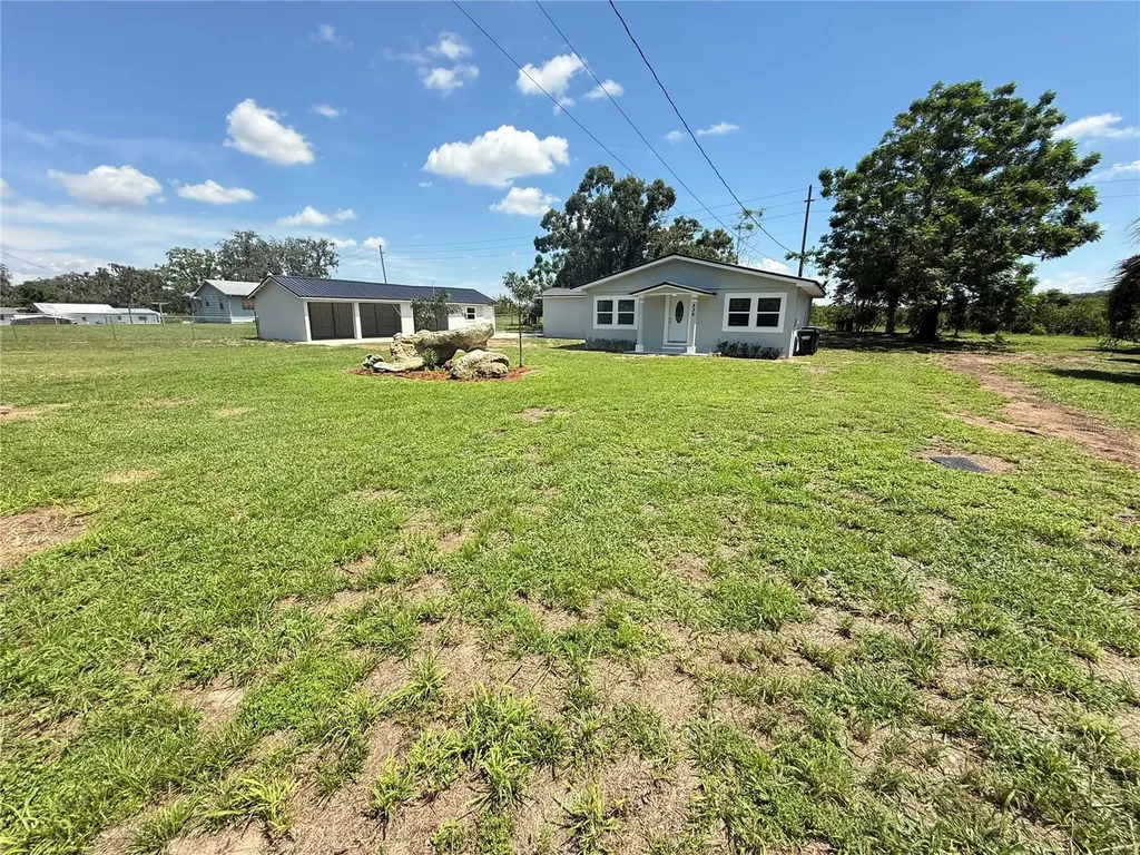 426 Becton Street Frostproof FL 33843