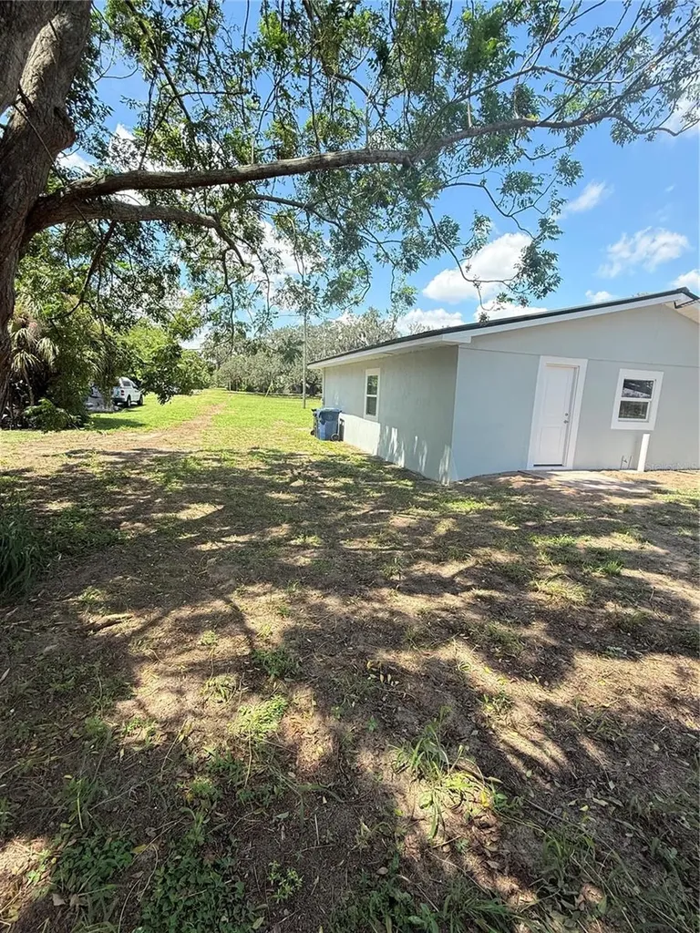 426 Becton Street Frostproof FL 33843