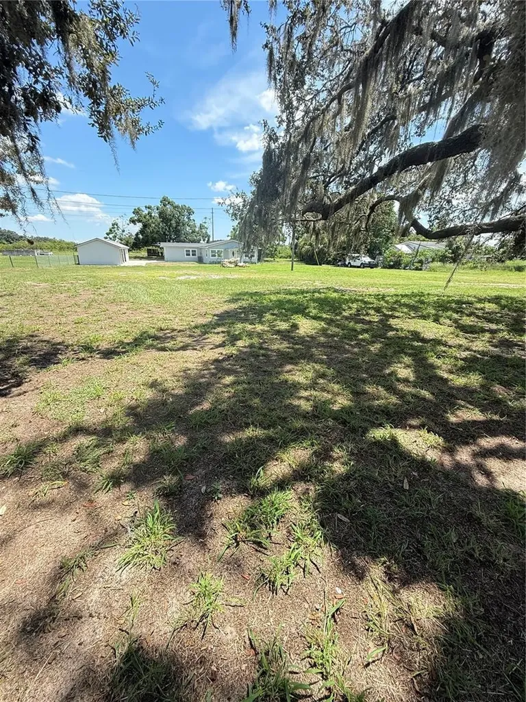 426 Becton Street Frostproof FL 33843