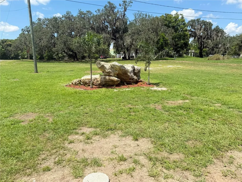 426 Becton Street Frostproof FL 33843