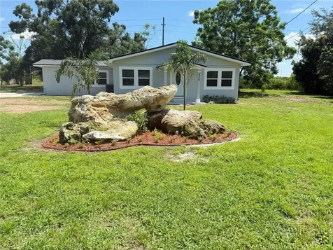 426 Becton Street Frostproof FL 33843
