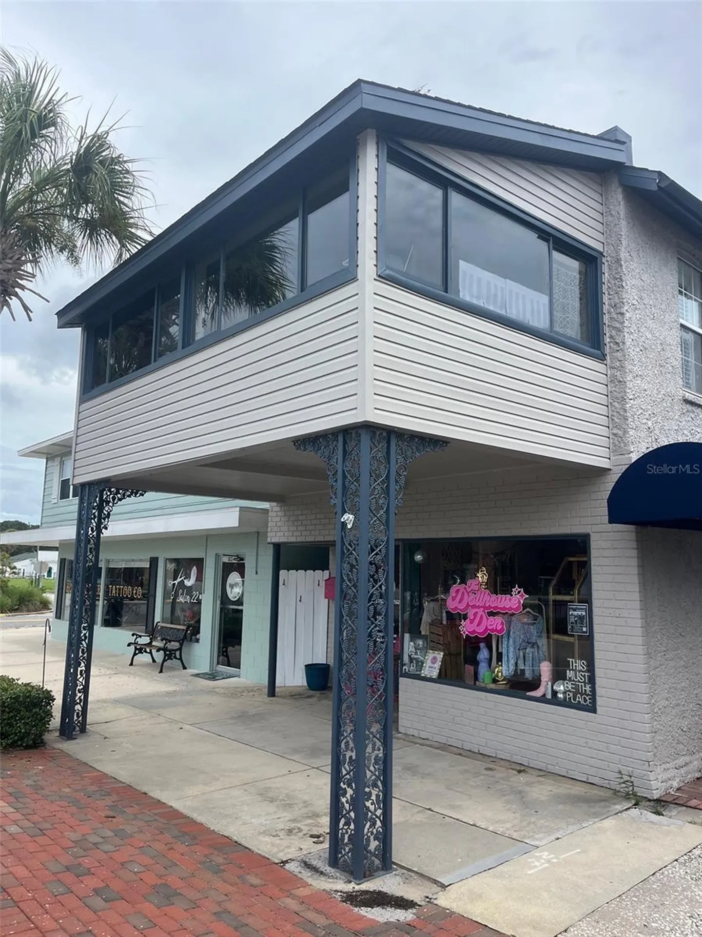 107 W Main Street Tavares FL 32778