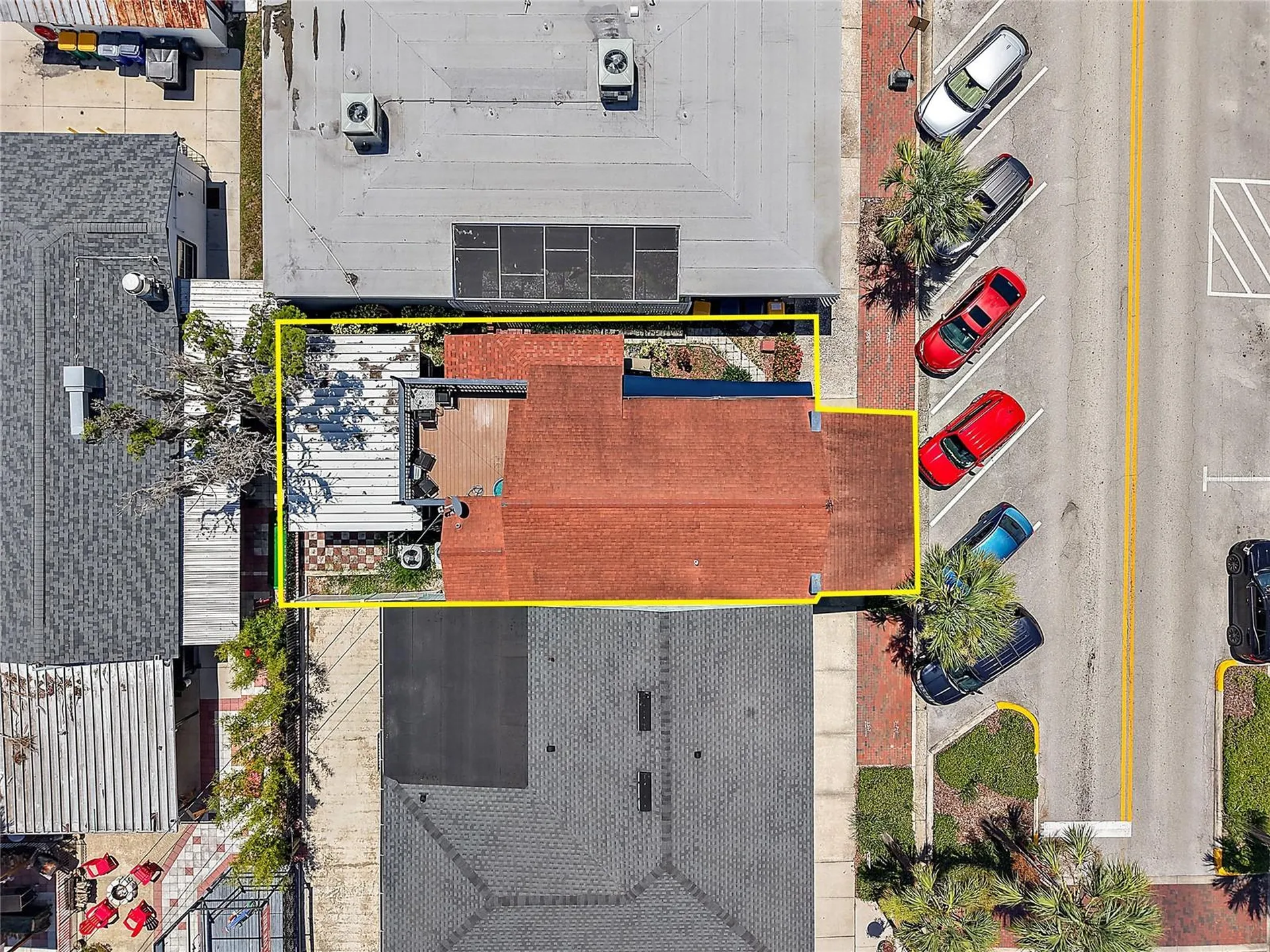 107 W Main Street Tavares FL 32778