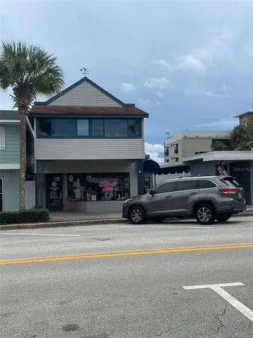 107 W Main Street Tavares FL 32778