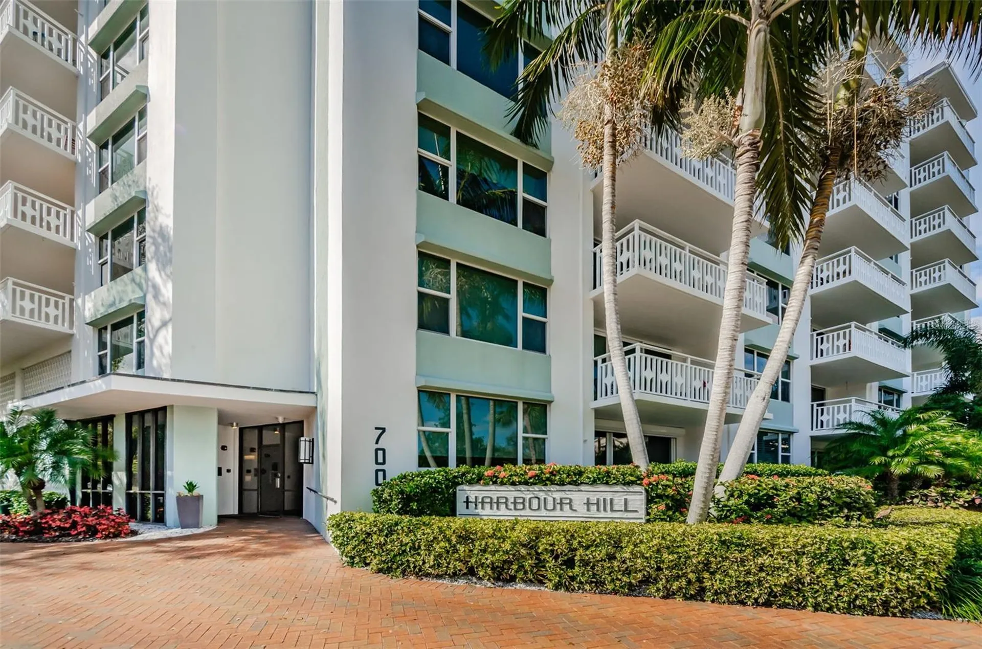 700 Beach Drive NE St Petersburg FL 33701